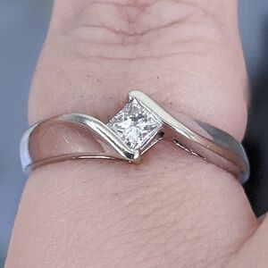 10K solid white gold princess cut diamond ring